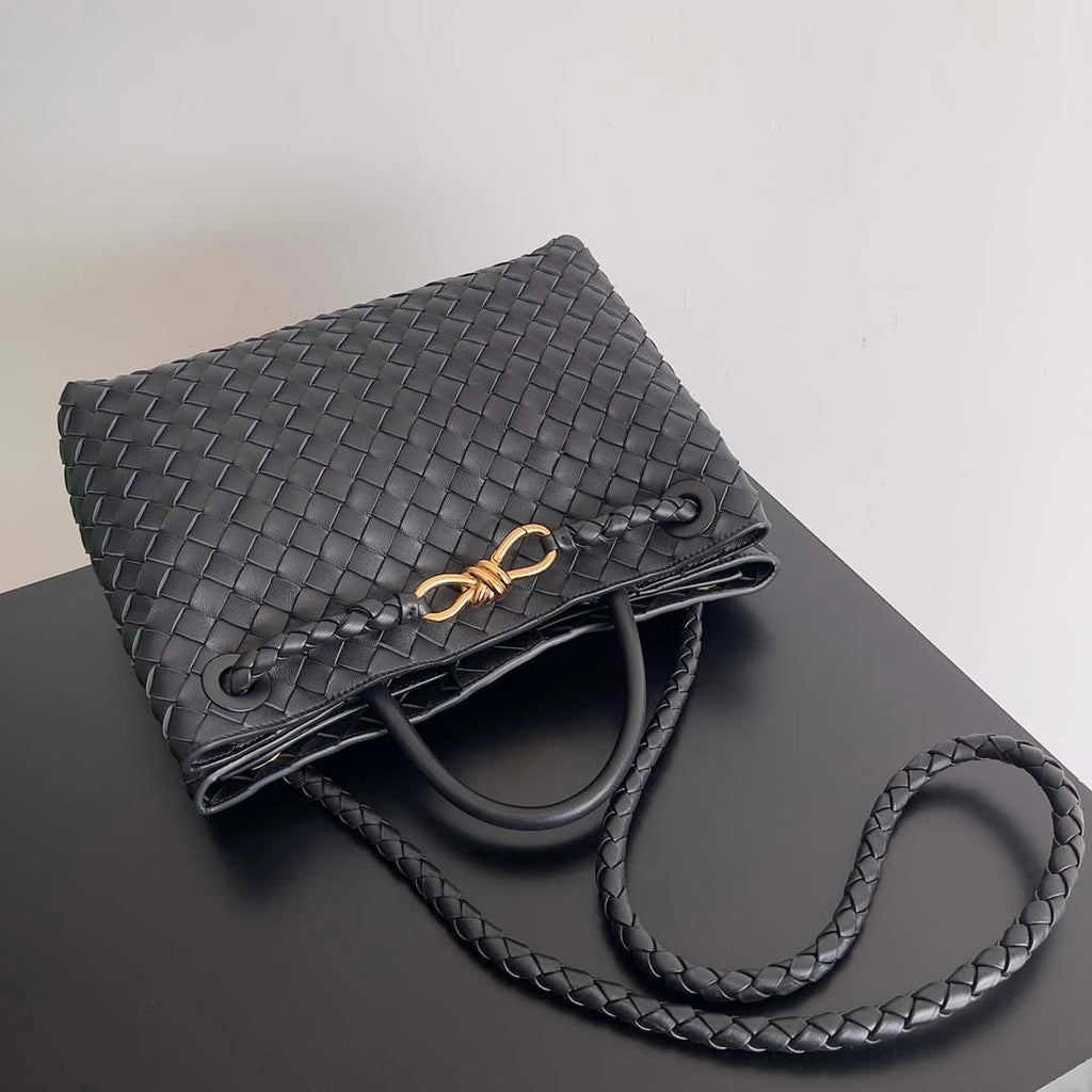 Bottega Veneta BV 743572 Medium Andiamo Black