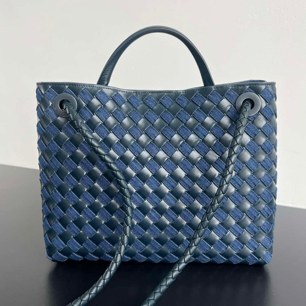Bottega Veneta BV 743572 Medium Andiamo BV9106