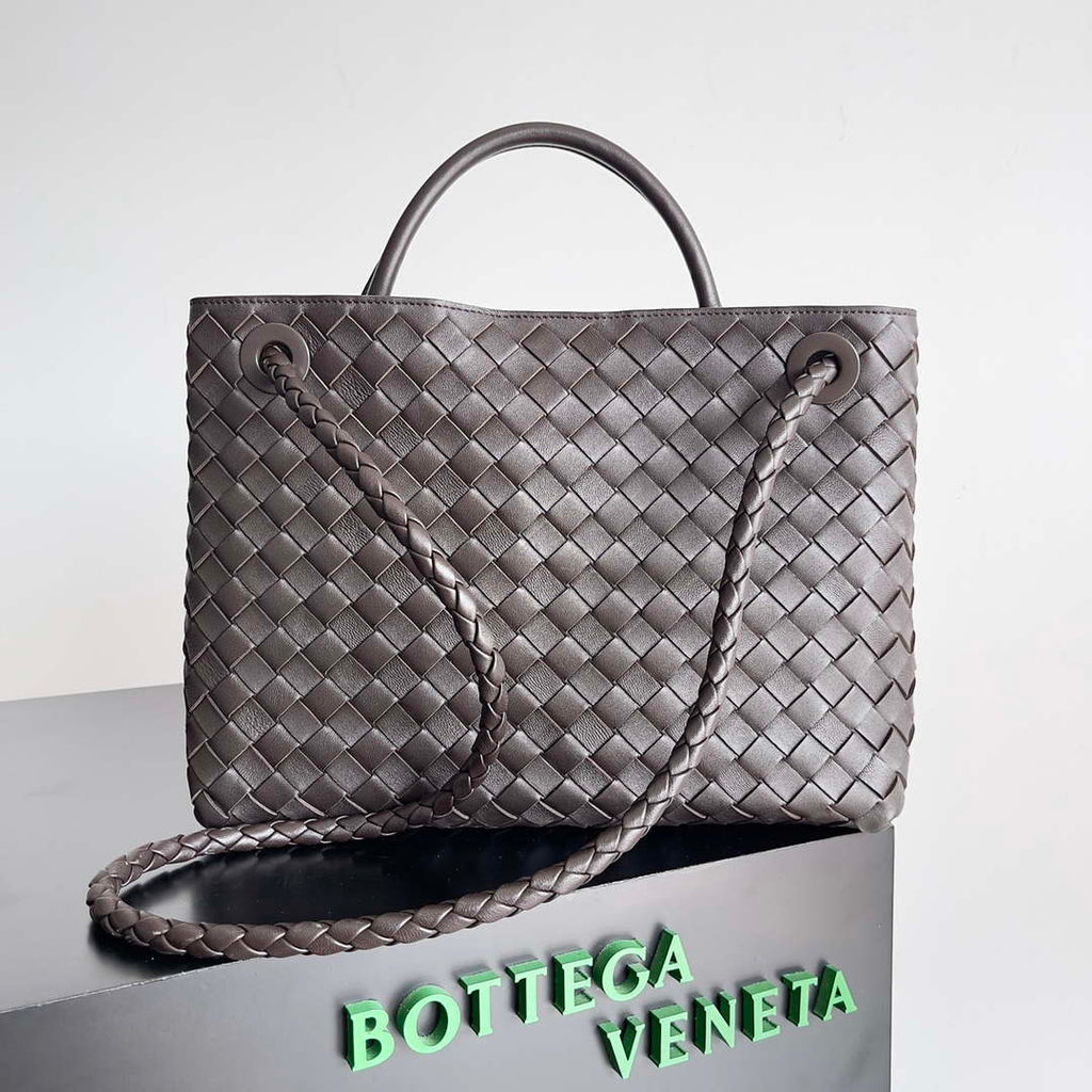 Bottega Veneta BV 743572 Medium Andiamo Drak Brown
