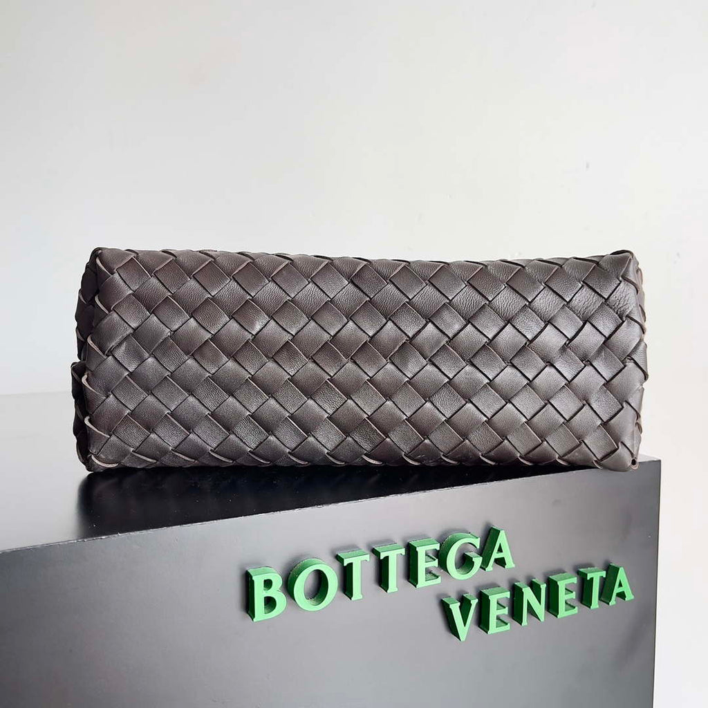 Bottega Veneta BV 743572 Medium Andiamo Drak Brown