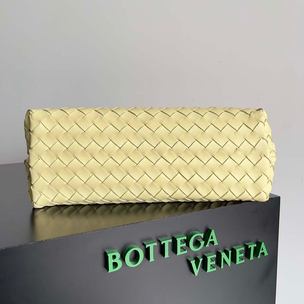 Bottega Veneta BV 743572 Medium Andiamo Ligth Yellow