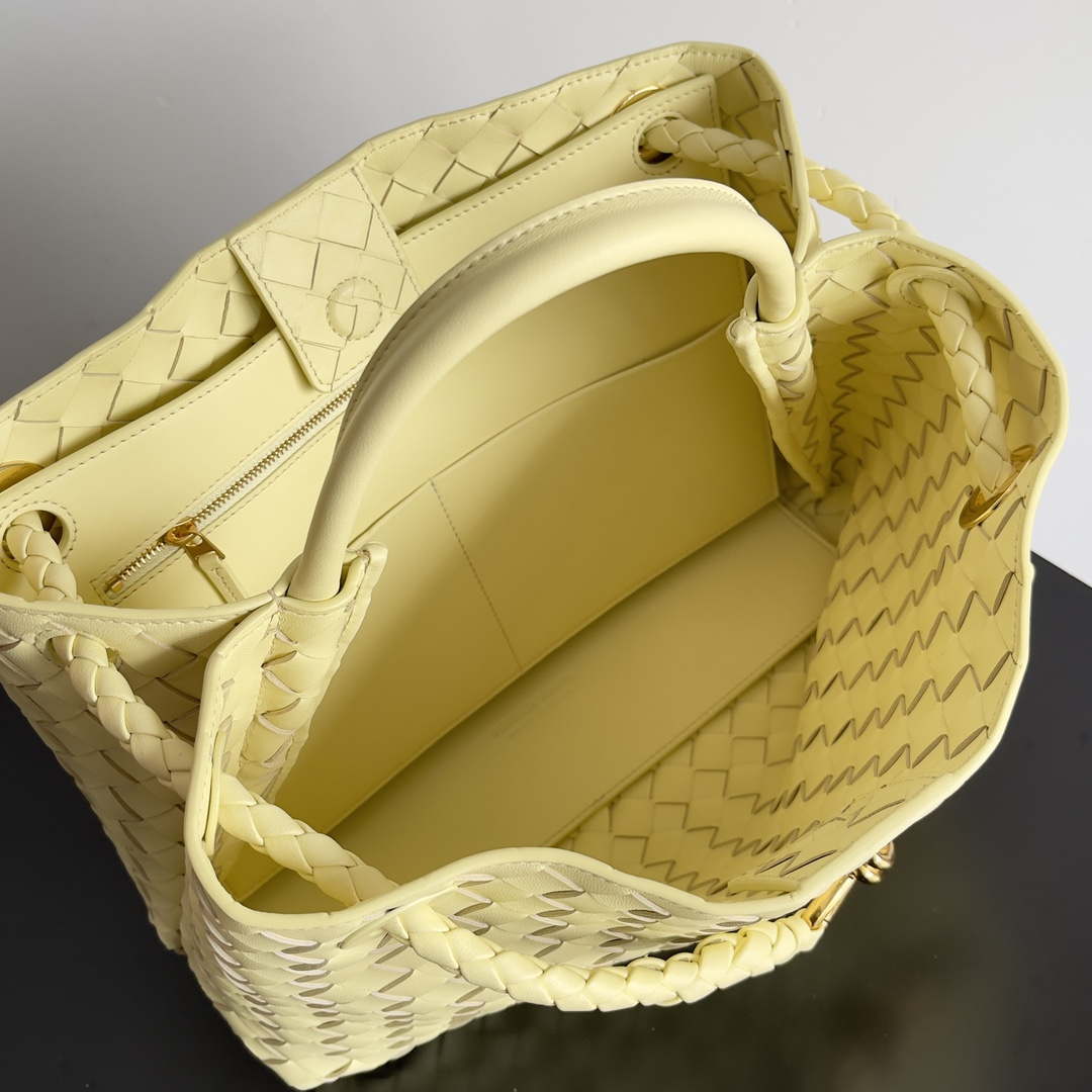 Bottega Veneta BV 743572 Medium Andiamo Ligth Yellow - Default Title - View 9