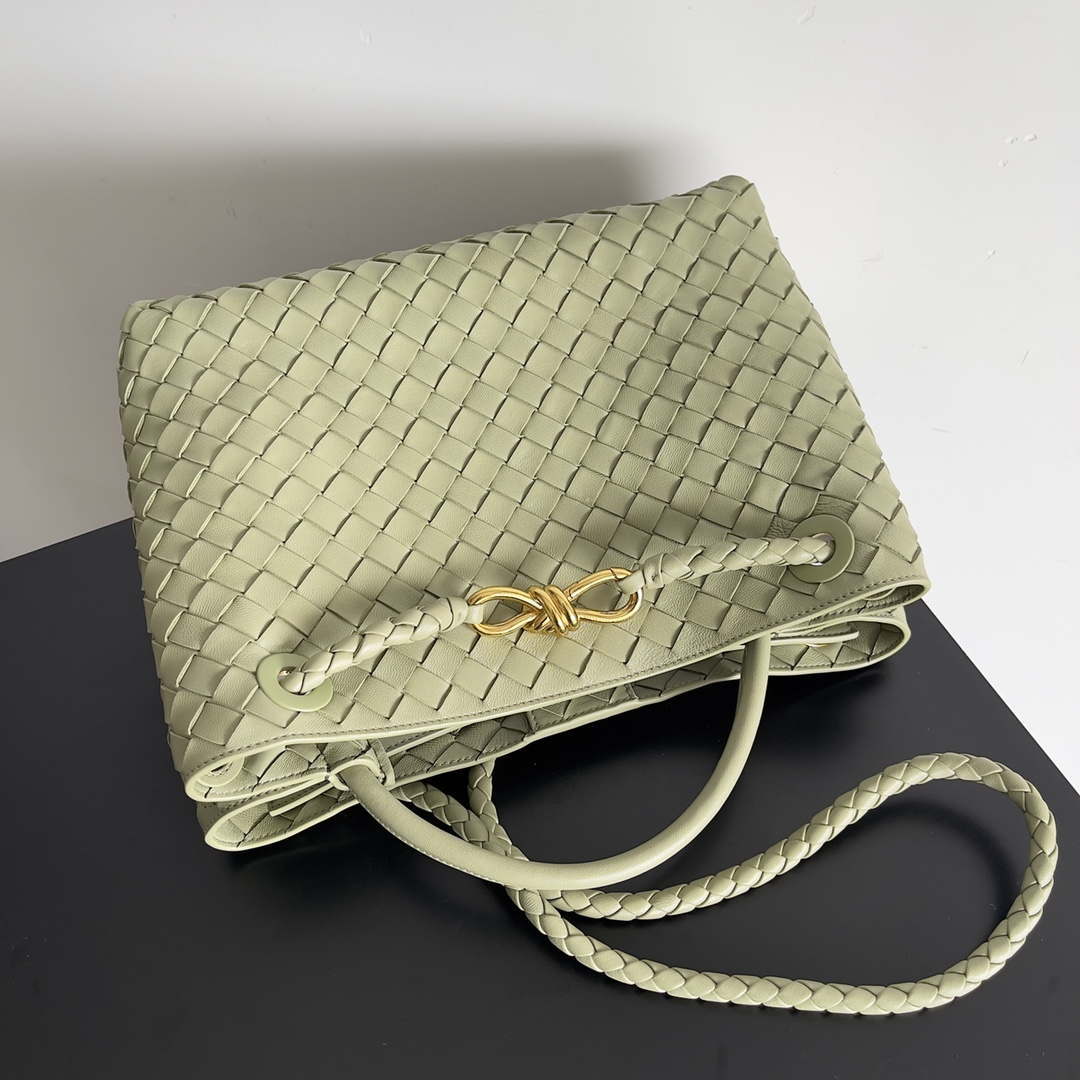 Bottega Veneta BV 743572 Medium Andiamo Travertine