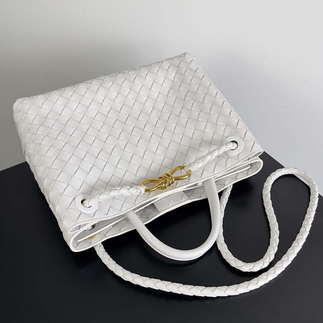 Bottega Veneta BV 743572 Medium Andiamo White