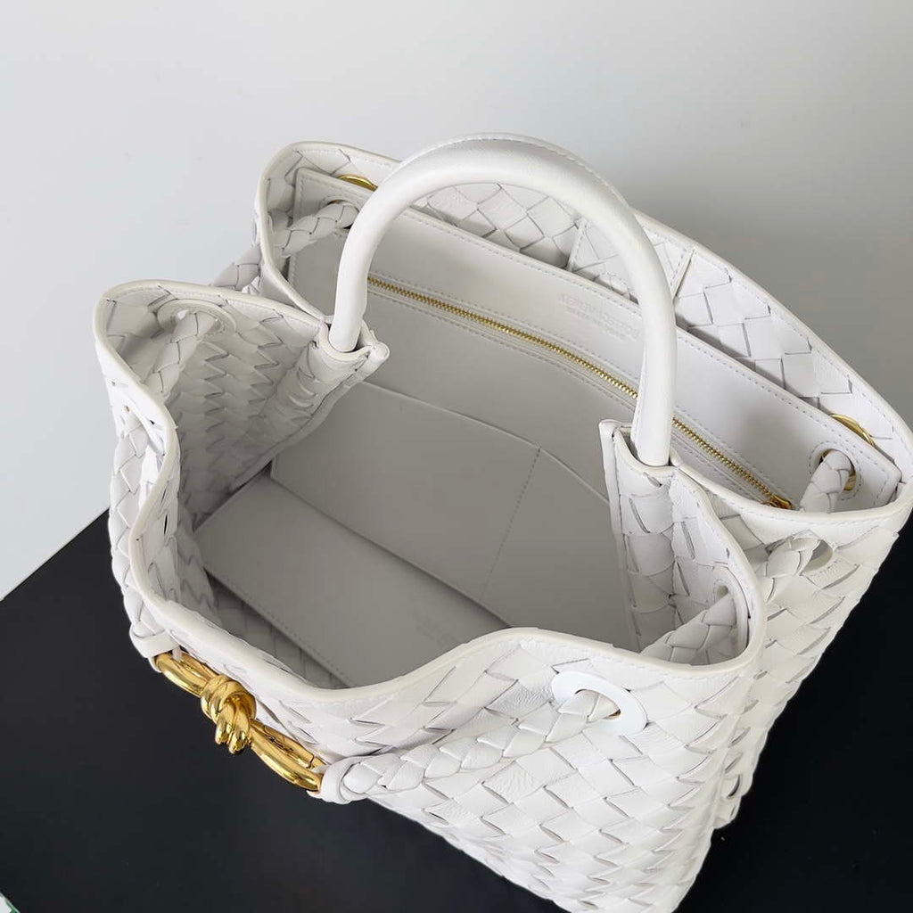 Bottega Veneta BV 743572 Medium Andiamo White