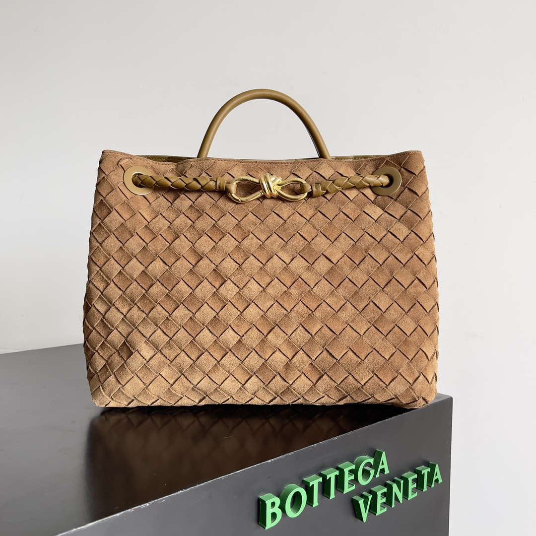 Bottega Veneta BV 743572 Medium Andiamo With Suede Brown