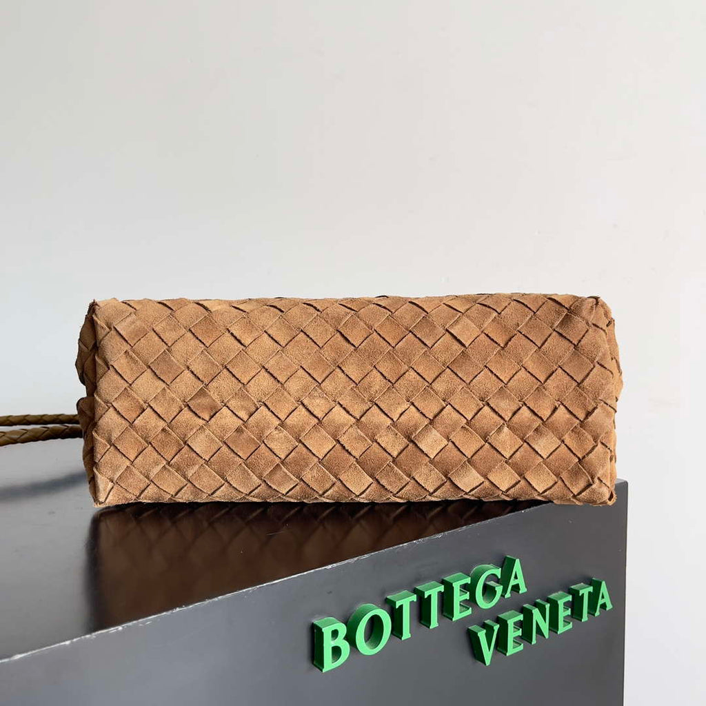 Bottega Veneta BV 743572 Medium Andiamo With Suede Brown