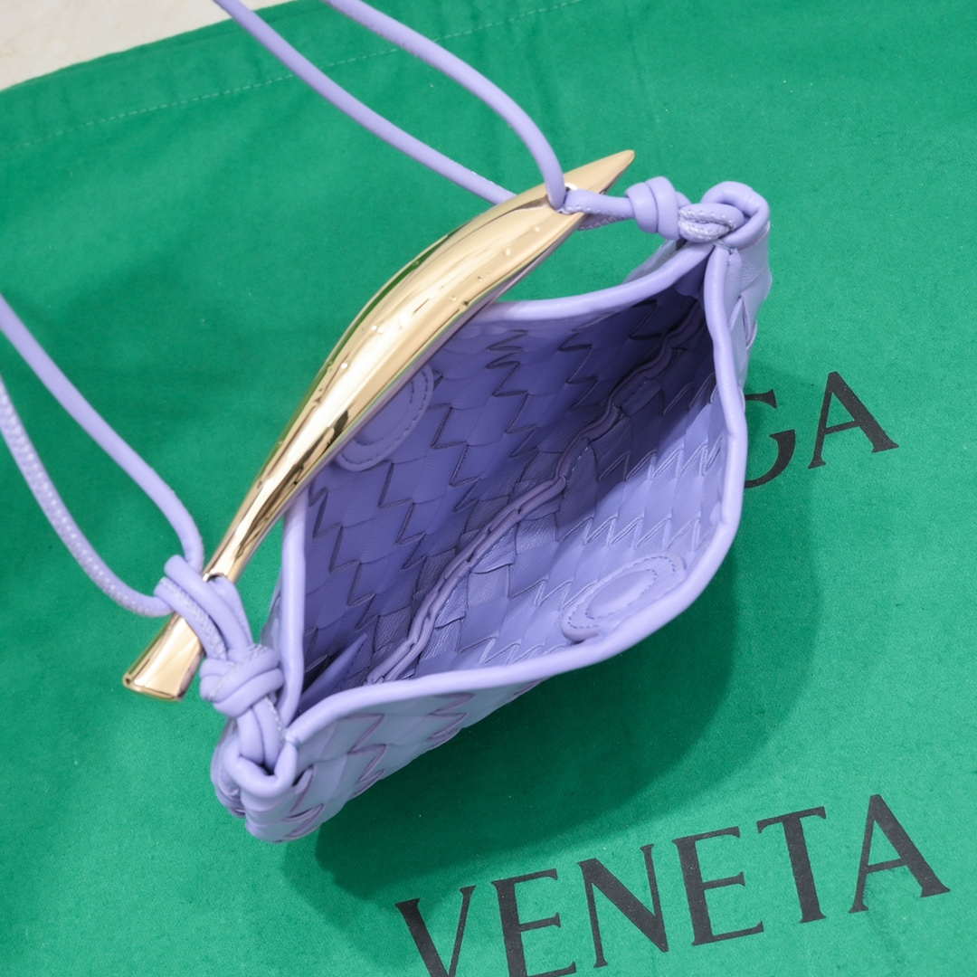 Bottega Veneta BV 744267 Mini Sardine Cross-body bag realised with Intrecciato Purple - Default Title - View 7