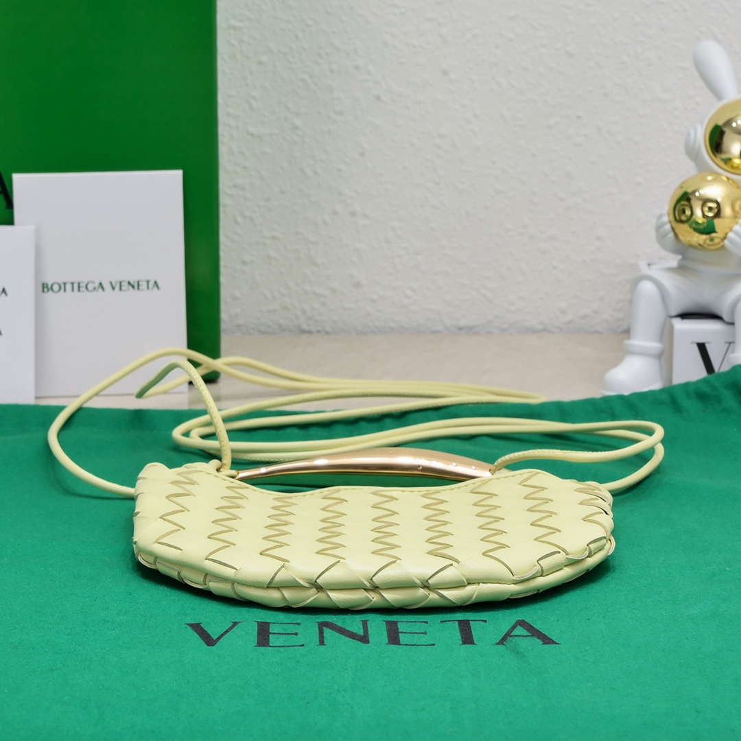 Bottega Veneta BV 744267 Mini Sardine Cross-body bag realised with Intrecciato Yellow - Default Title - View 5