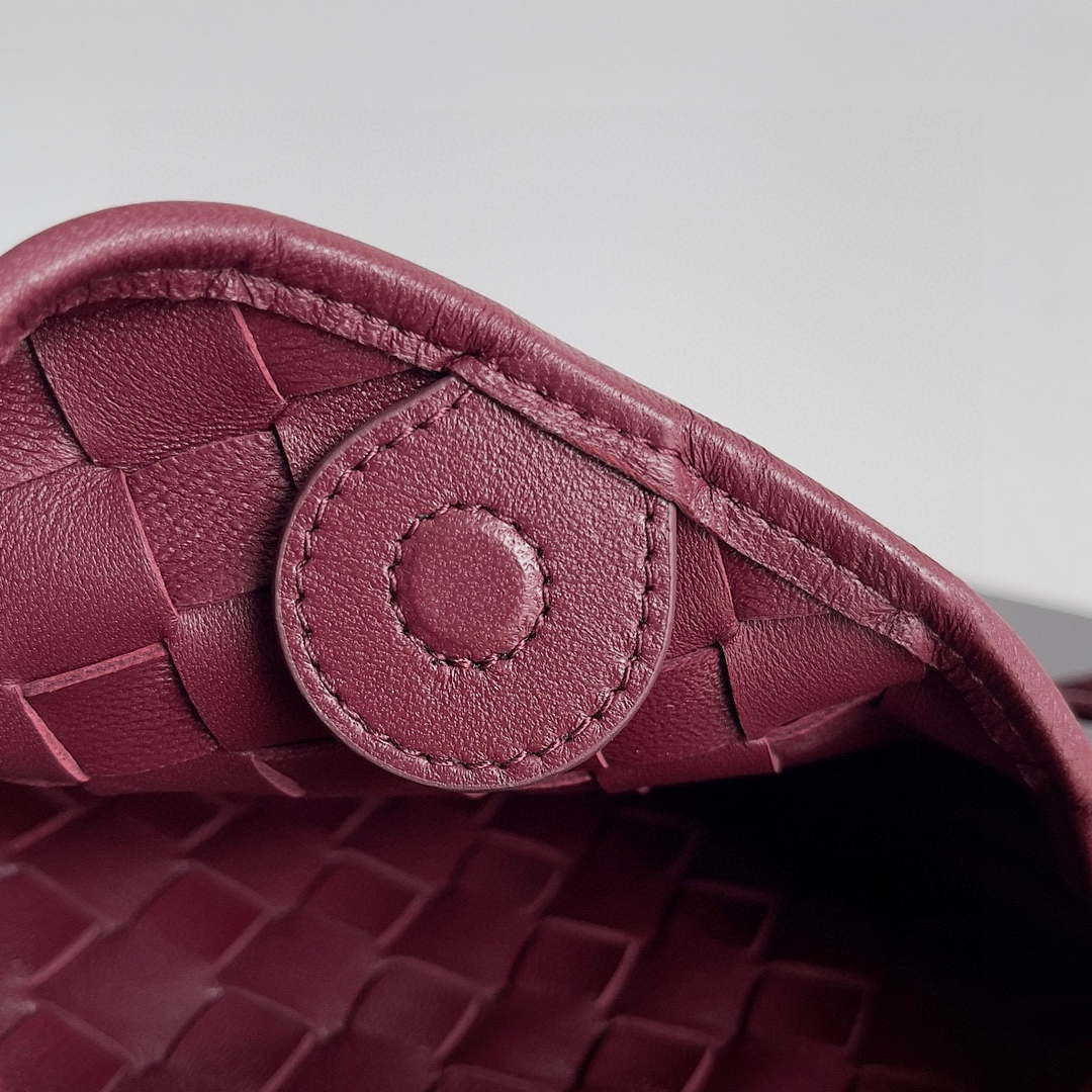 Bottega Veneta BV 744267 Mini Sardine Wine Red