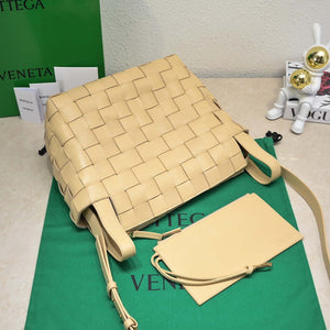 Bottega Veneta BV 7466 Bowling bag Apricot - Default Title - View 4