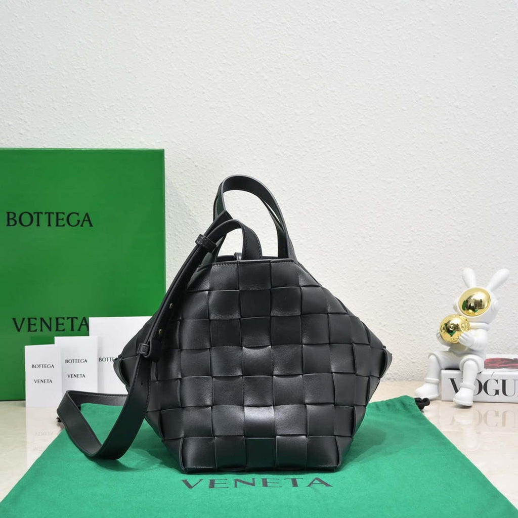 Bottega Veneta BV 7466 Bowling bag Black