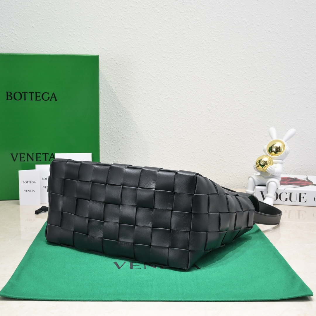 Bottega Veneta BV 7466 Bowling bag Black - Default Title - View 3