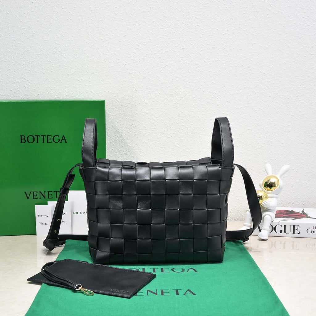 Bottega Veneta BV 7466 Bowling bag Black