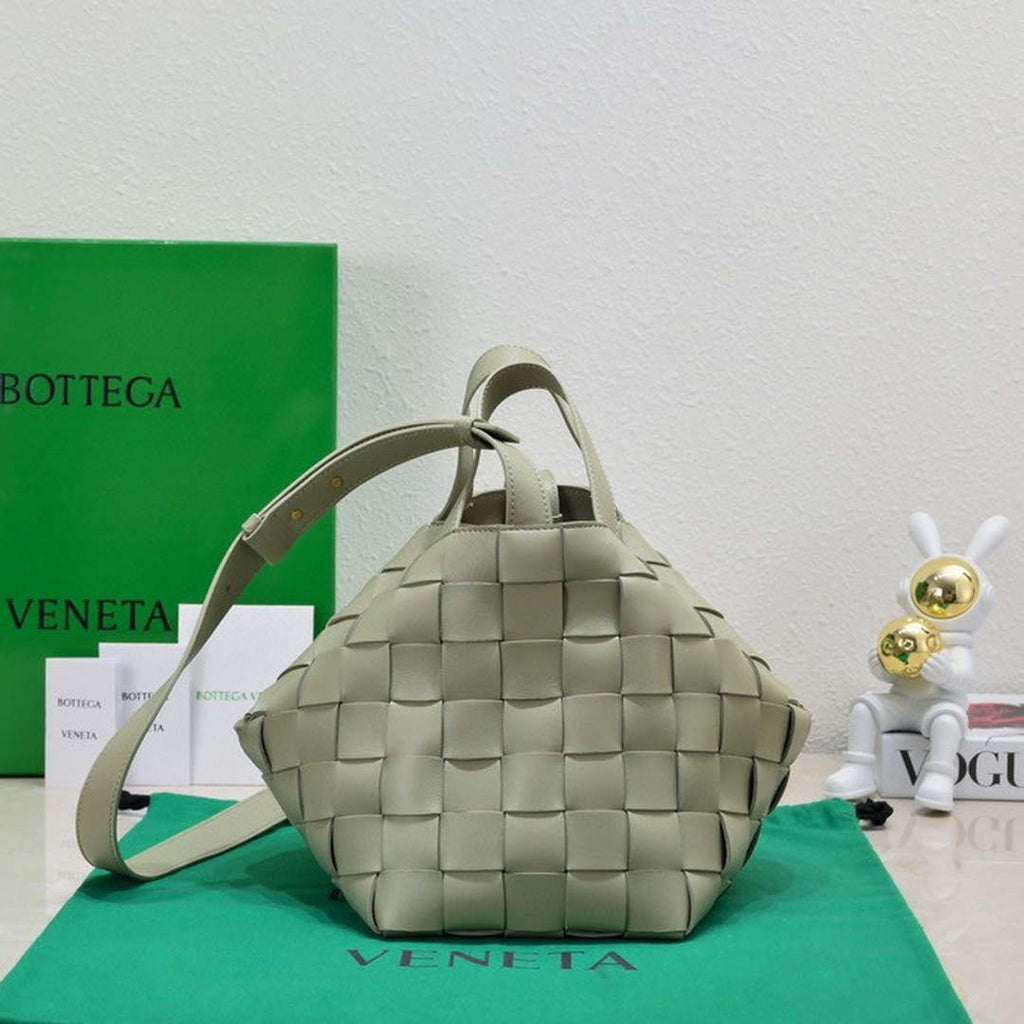 Bottega Veneta BV 7466 Bowling bag Ligth Green