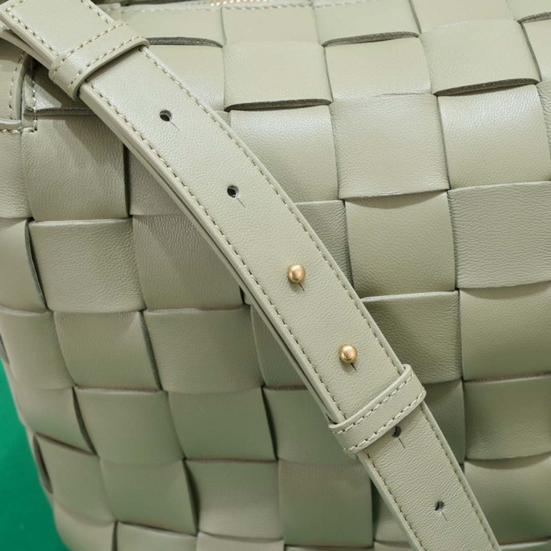 Bottega Veneta BV 7466 Bowling bag Ligth Green