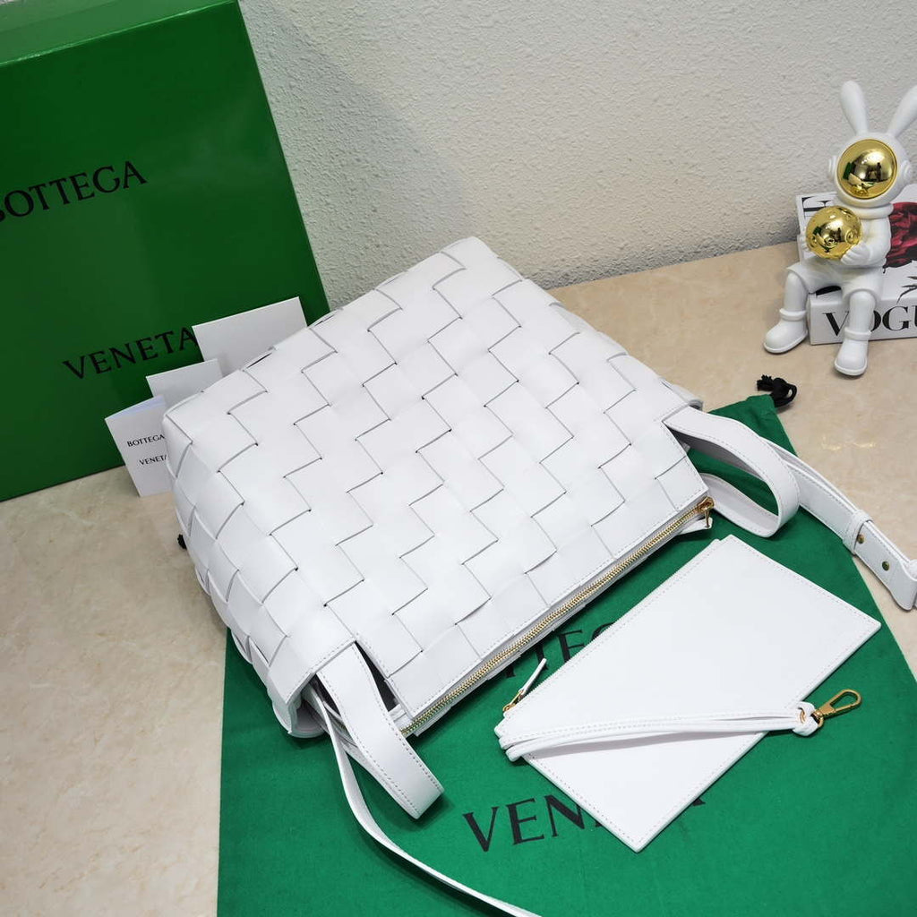Bottega Veneta BV 7466 Bowling bag White