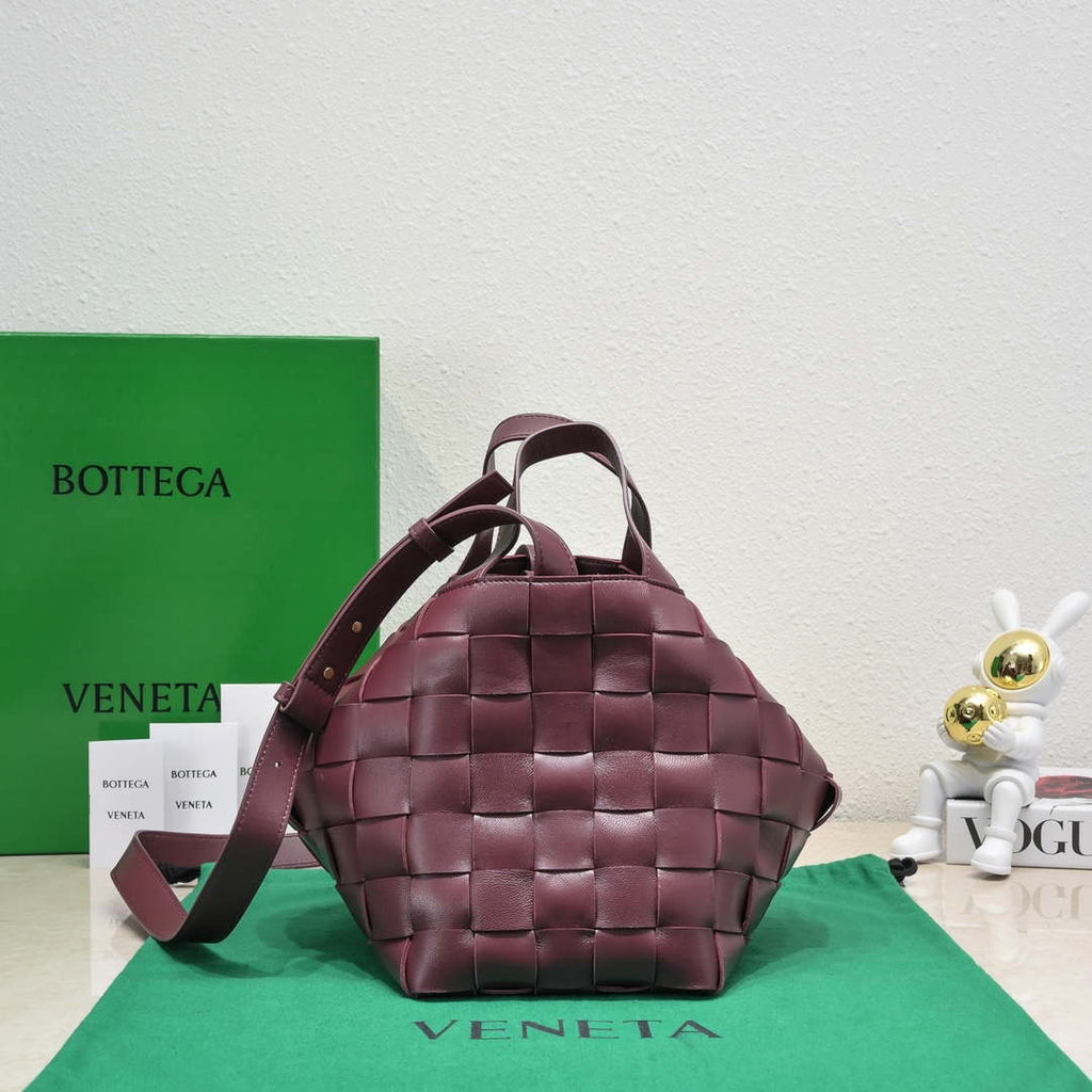 Bottega Veneta BV 7466 Bowling bag Wine Red