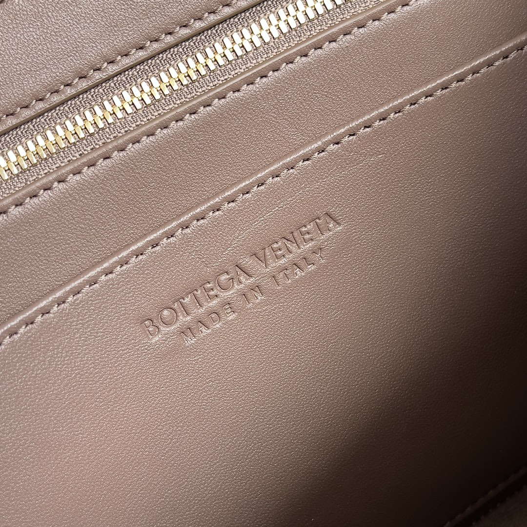 Bottega Veneta BV 754990 Small East/West Andiamo Brown - Default Title - View 8