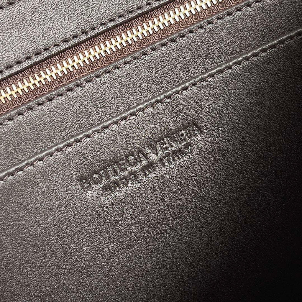 Bottega Veneta BV 754990 Small East/West Andiamo Dark Brown