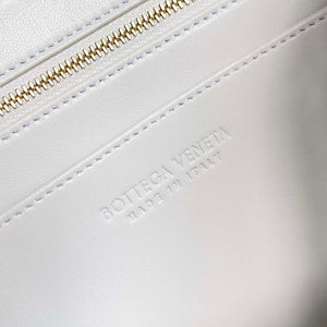 Bottega Veneta BV 754990 Small East/West Andiamo White - Default Title - View 4