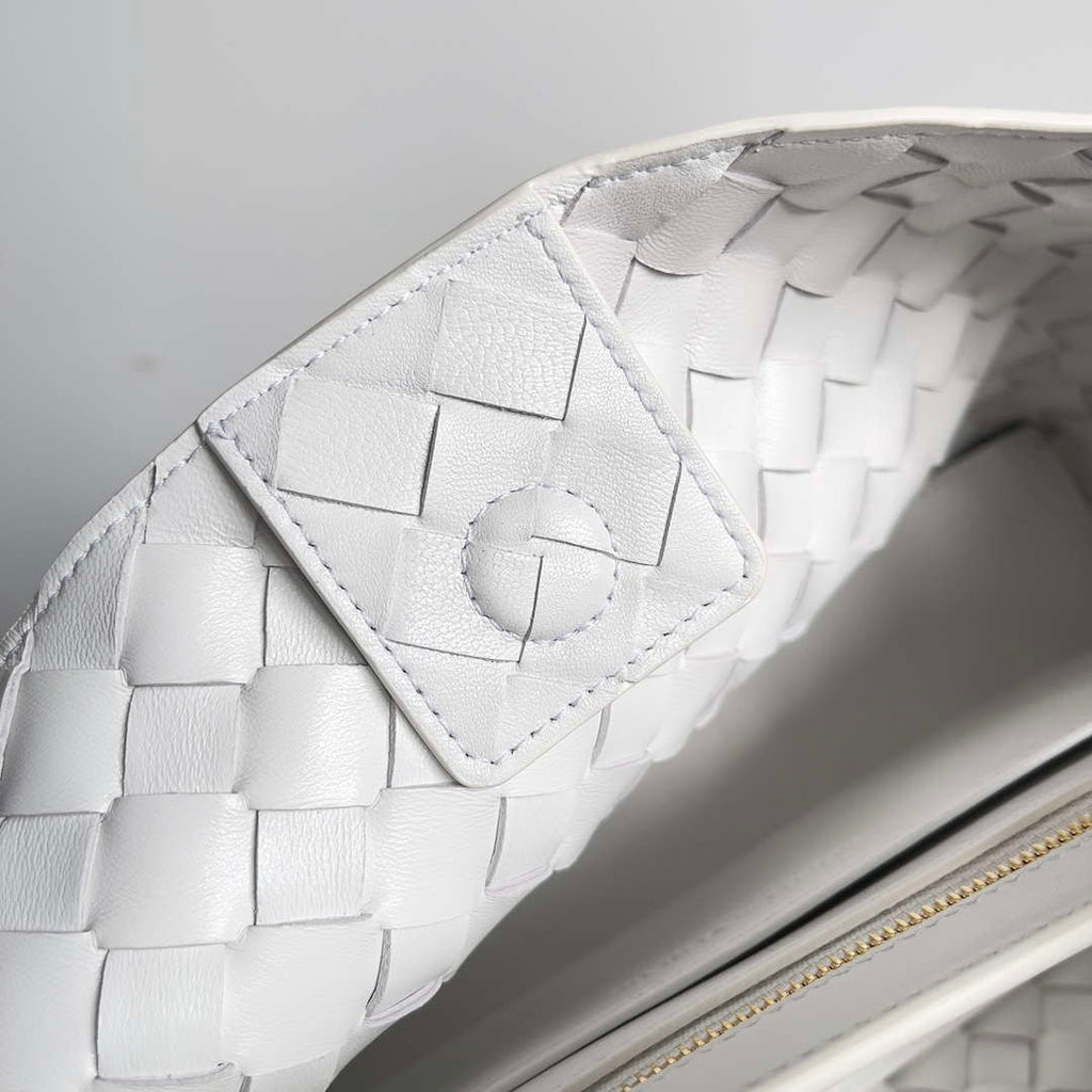Bottega Veneta BV 754990 Small East/West Andiamo White