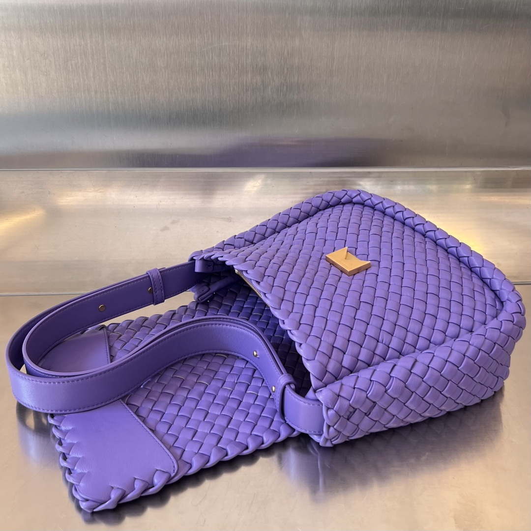 Bottega Veneta BV 762711 Mini Cobble Shoulder Bag Purple
