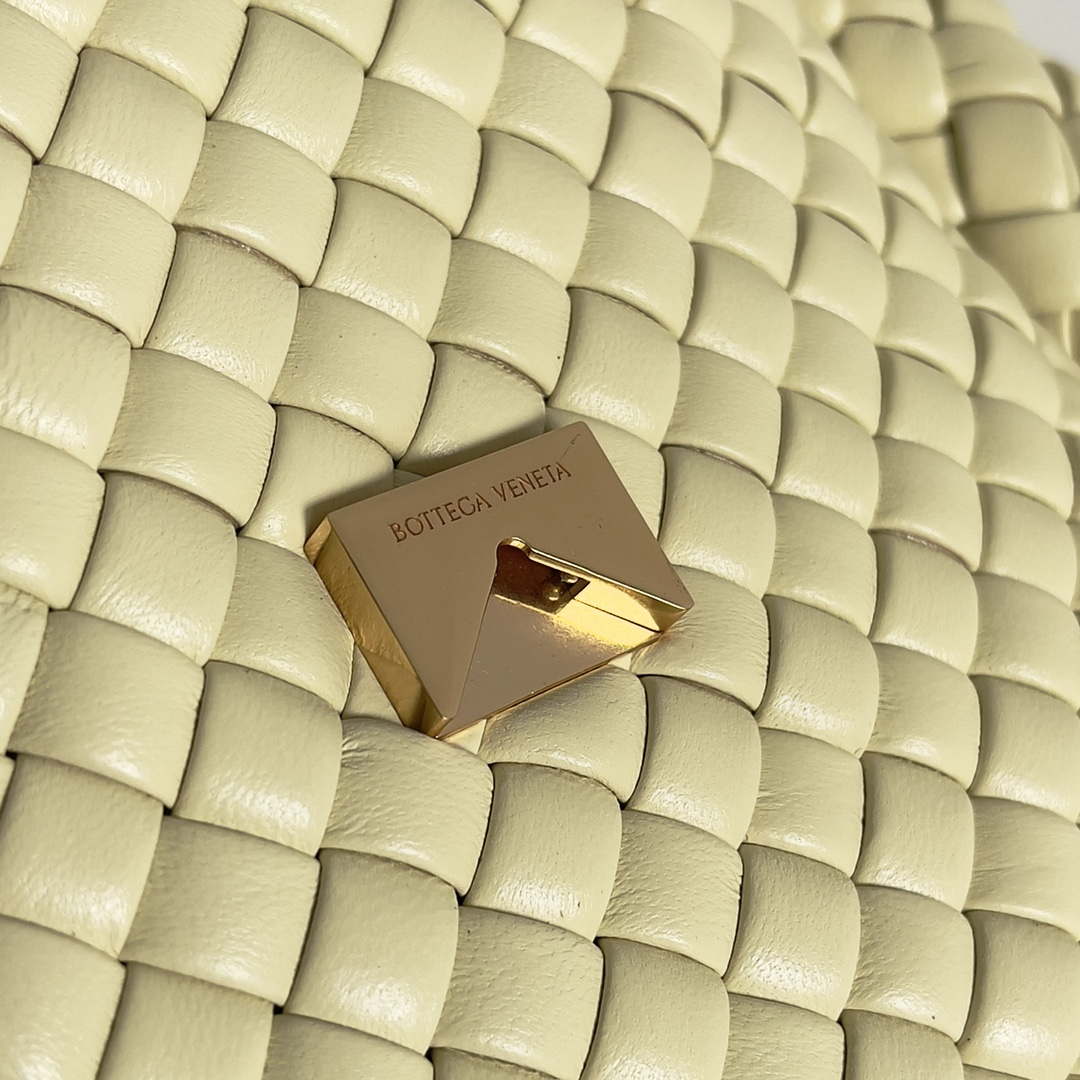 Bottega Veneta BV 762711 Mini Cobble Shoulder Bag Yellow