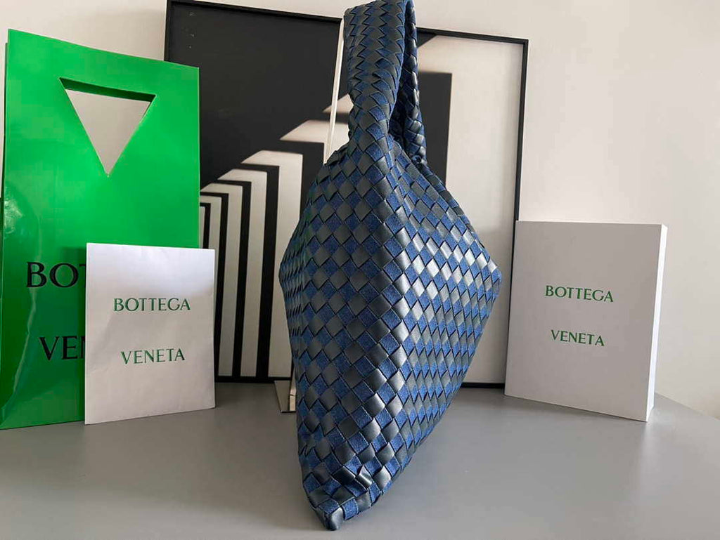 Bottega Veneta BV 763970 Large Hop Fondant Bag Blue