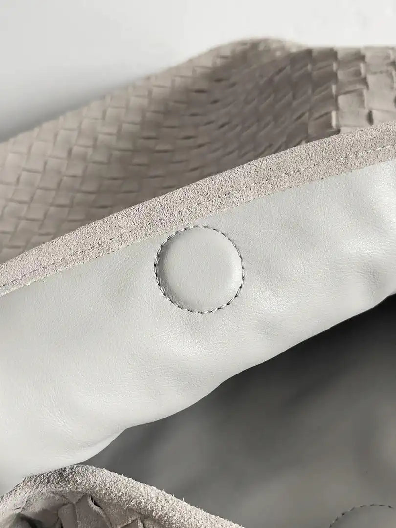 Bottega Veneta BV 763970 Large Hop Fondant Bag BV95090 Suede Leather
