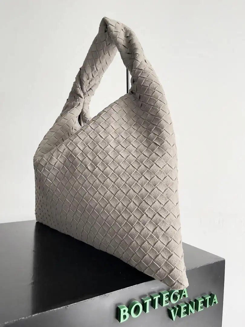 Bottega Veneta BV 763970 Large Hop Fondant Bag BV95090 Suede Leather