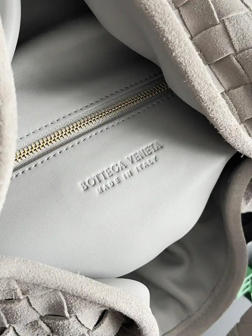 Bottega Veneta BV 763970 Large Hop Fondant Bag BV95090 Suede Leather