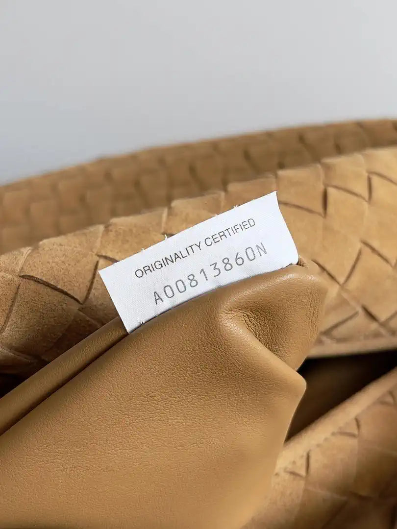 Bottega Veneta BV 763970 Large Hop Fondant Bag BV95091 Suede Leather