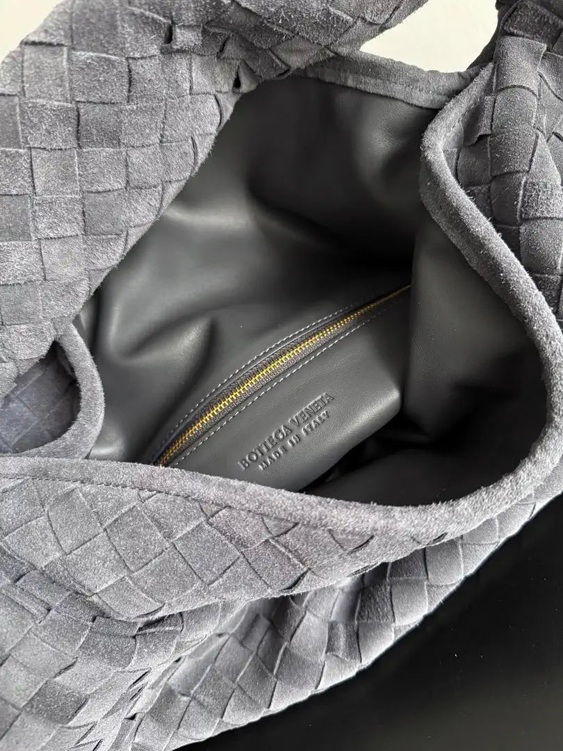 Bottega Veneta BV 763970 Large Hop Fondant Bag BV95093 Suede Leather