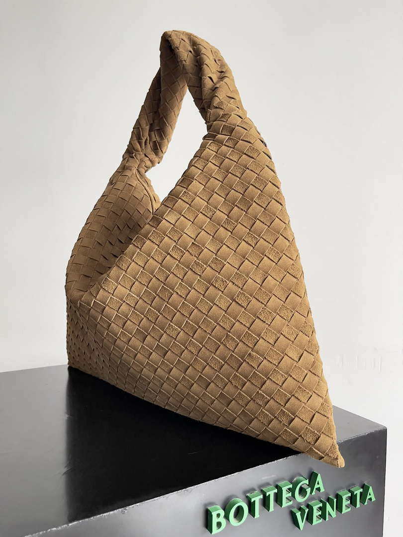 Bottega Veneta BV 763970 Large Hop Fondant Bag Camel Suede Leather