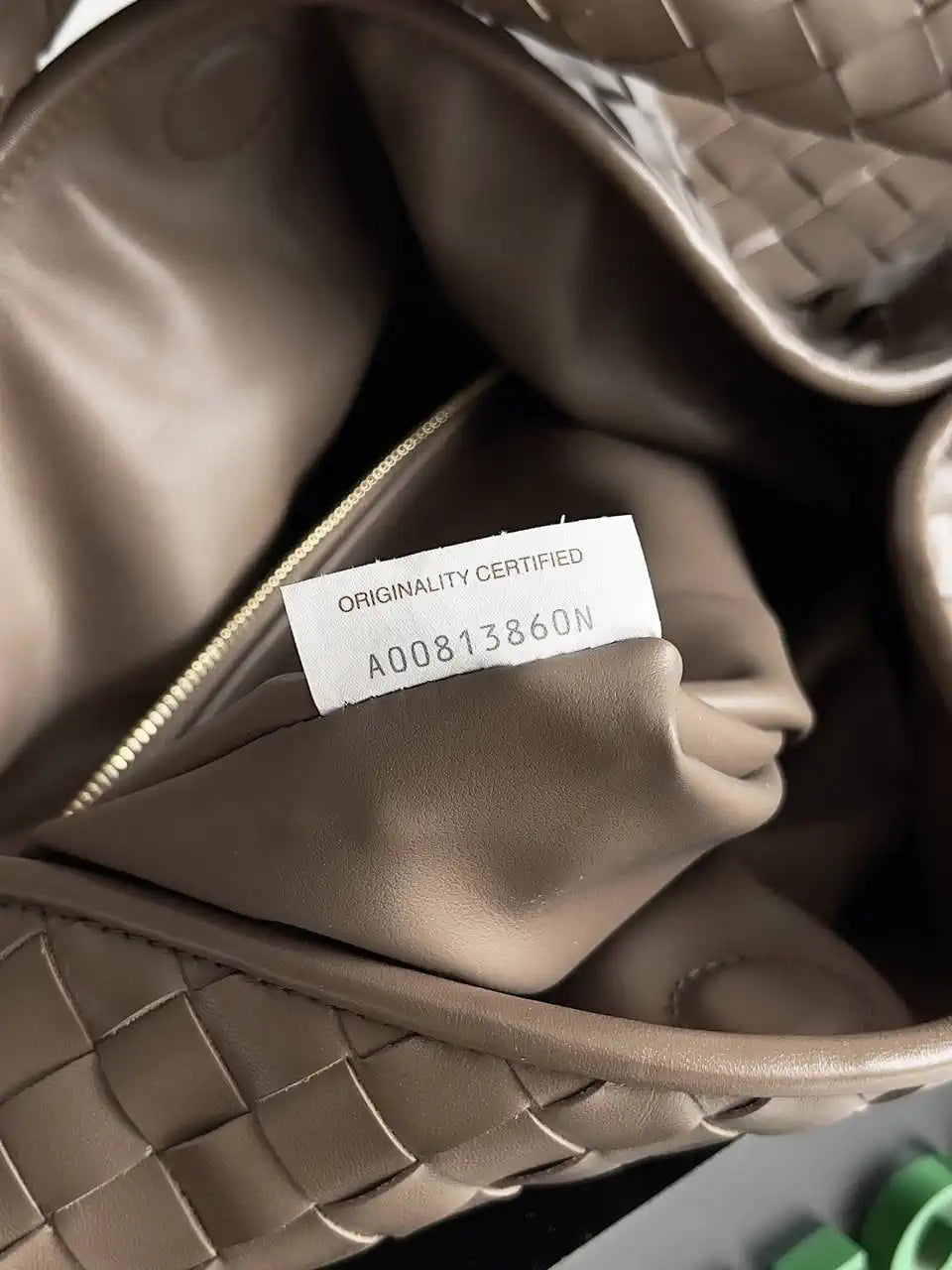 Bottega Veneta BV 763970 Large Hop Fondant Bag Coffer