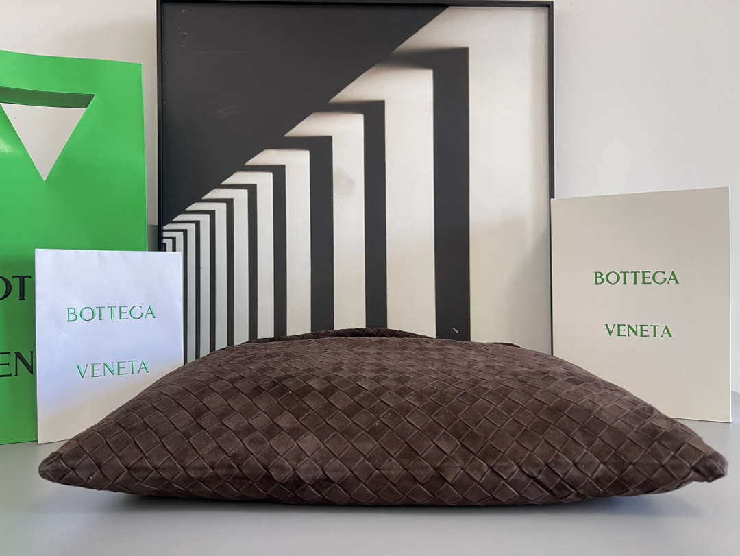 Bottega Veneta BV 763970 Large Hop Fondant Bag Dark Brown Suede Leather