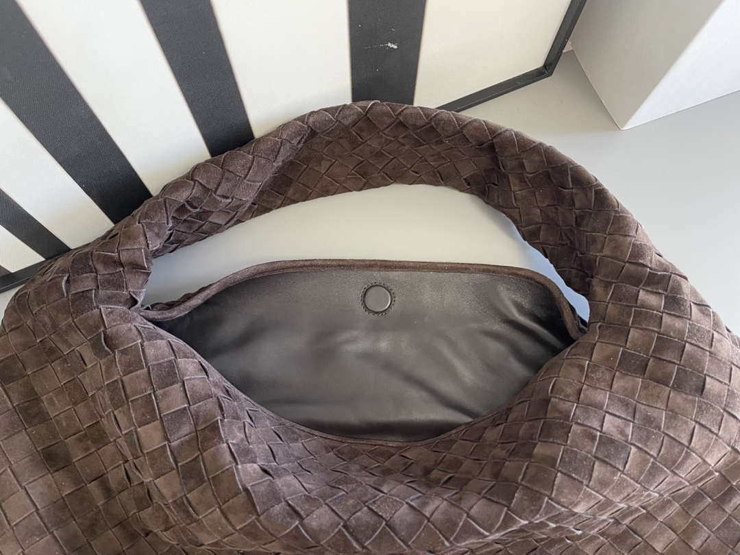 Bottega Veneta BV 763970 Large Hop Fondant Bag Dark Brown Suede Leather