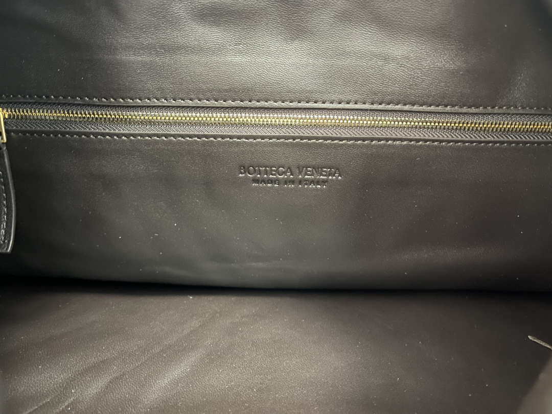 Bottega Veneta BV 763970 Large Hop Fondant Bag Dark Brown Suede Leather