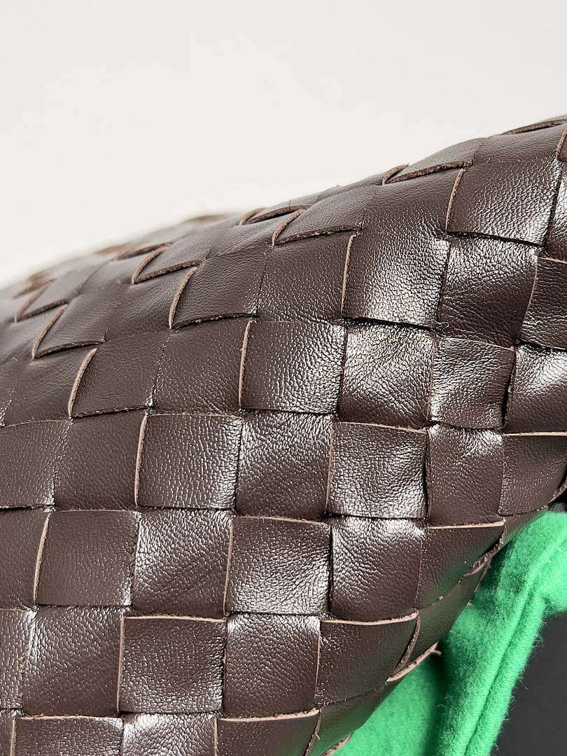 Bottega Veneta BV 763970 Large Hop Fondant Bag Dark Brown