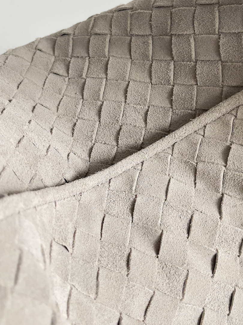 Bottega Veneta BV 763970 Large Hop Fondant Bag Gray Suede Leather