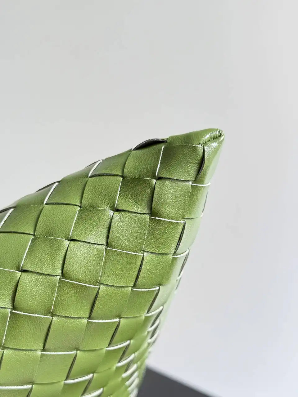 Bottega Veneta BV 763970 Large Hop Fondant Bag Green