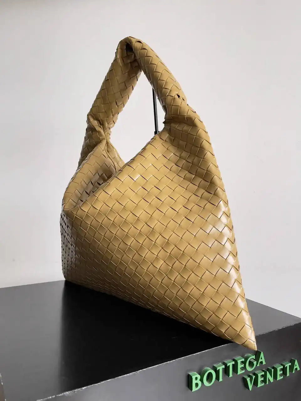 Bottega Veneta BV 763970 Large Hop Fondant Bag Lemon Yelllow