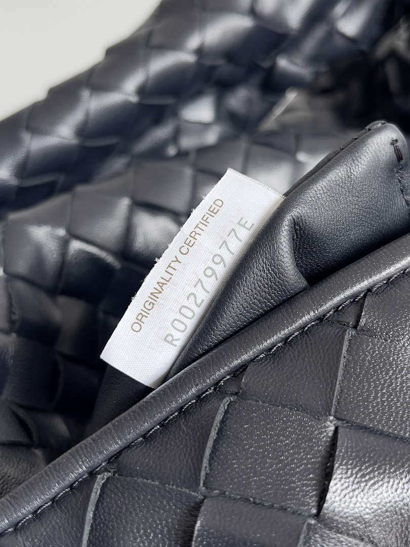 Bottega Veneta BV 763970 Large Hop Fondant Bag Navy Blue