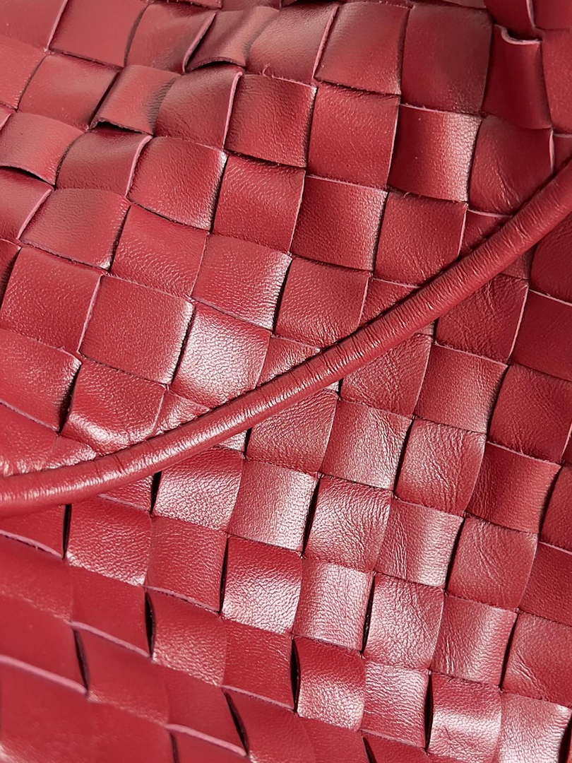 Bottega Veneta BV 763970 Large Hop Fondant Bag Red