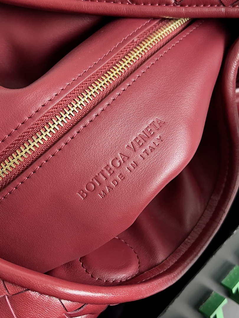 Bottega Veneta BV 763970 Large Hop Fondant Bag Red