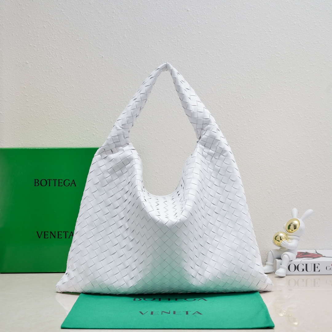 Bottega Veneta BV 763970 Large Hop Fondant Bag White - Default Title - View 1