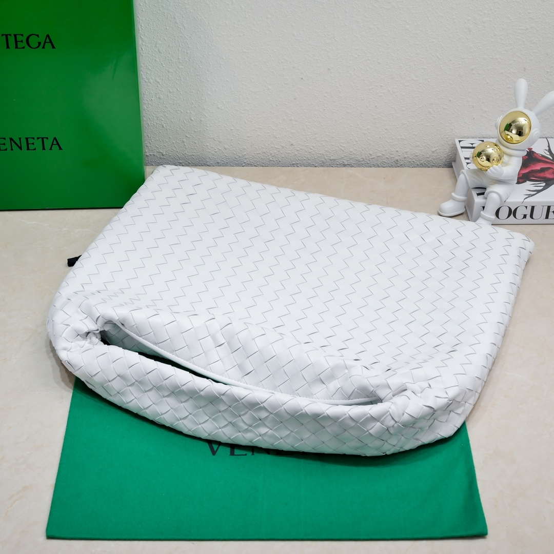 Bottega Veneta BV 763970 Large Hop Fondant Bag White - Default Title - View 3
