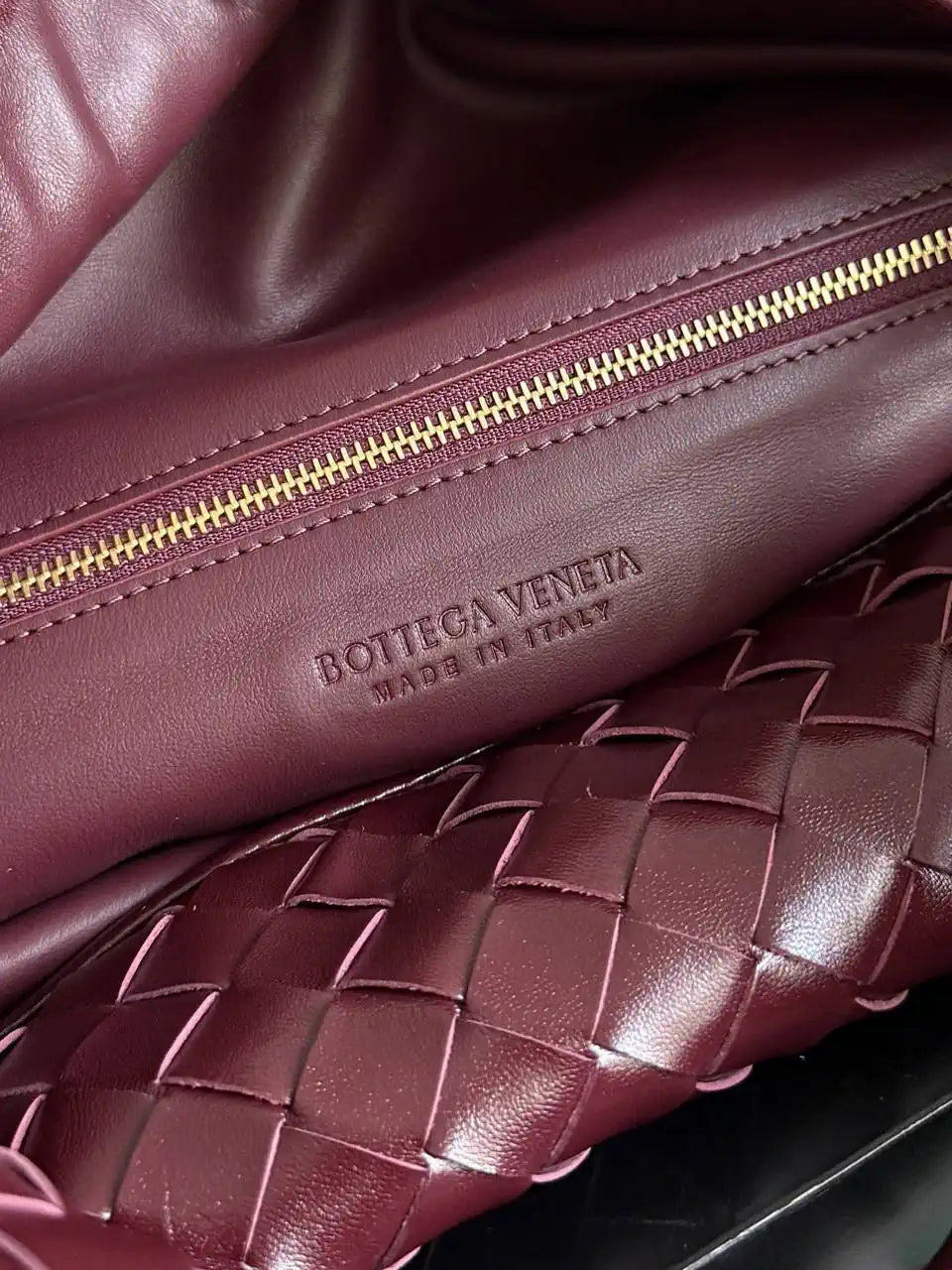 Bottega Veneta BV 763970 Large Hop Fondant Bag Wine Red