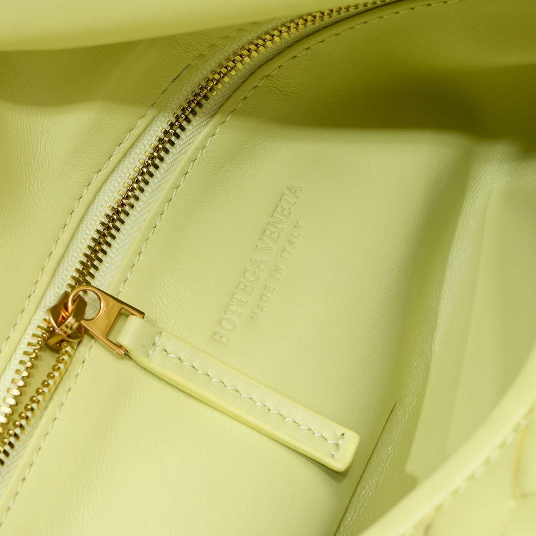 Bottega Veneta BV 763970 Large Hop Fondant Bag Yellow